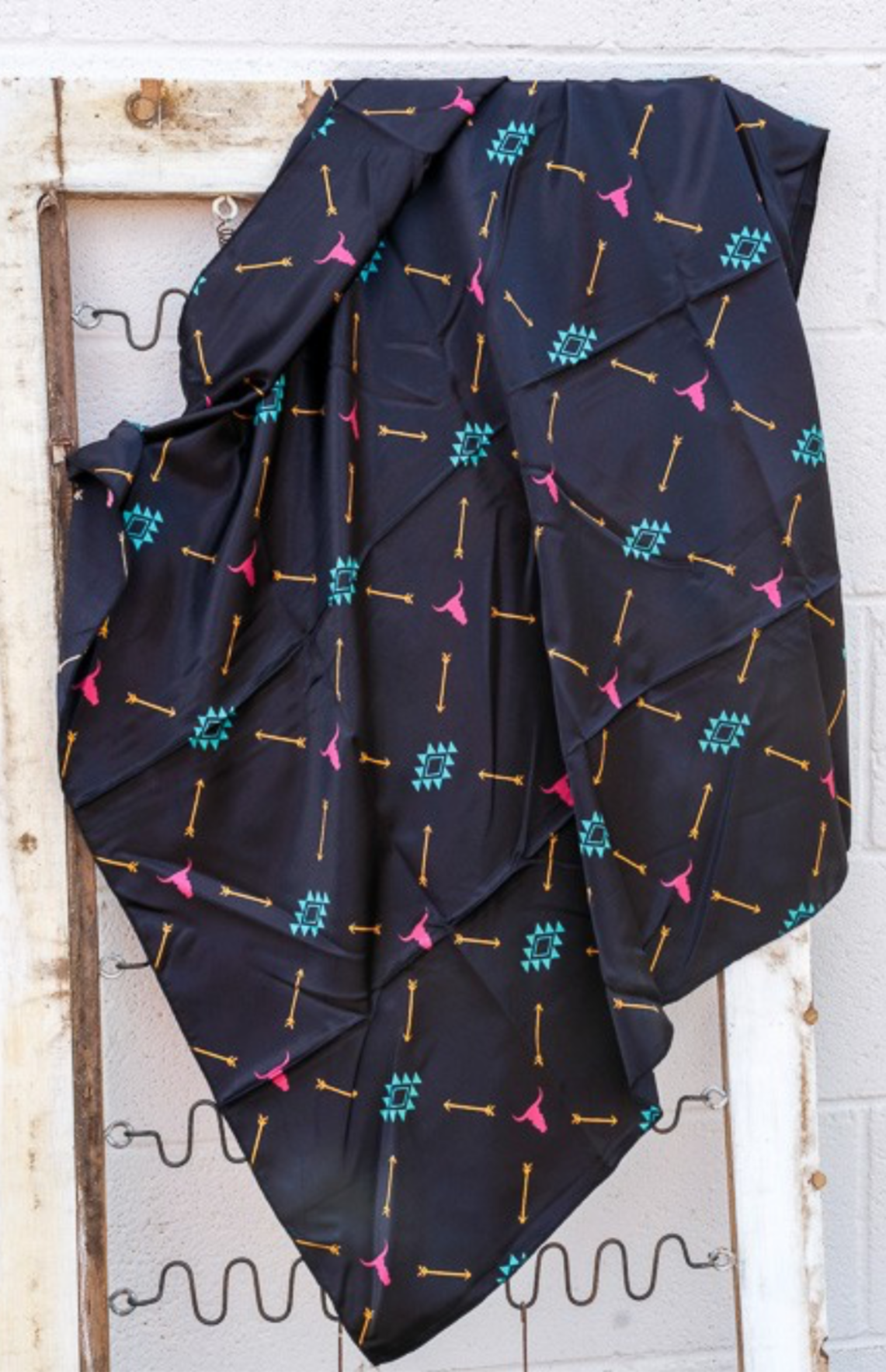 Arrow Longhorn Wild Rag